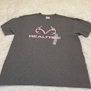 Realtree WOMENS  Dark Gray Tee with Pink Logo REALTREE SIZE M NWOT